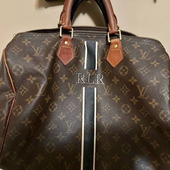 Louis Vuitton Monogram Canvas - Picture 3 of 9